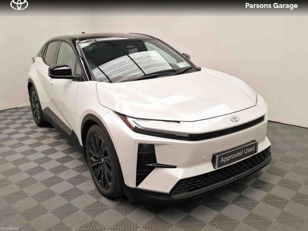 Toyota C-HR Estate, Electric, 2026, White