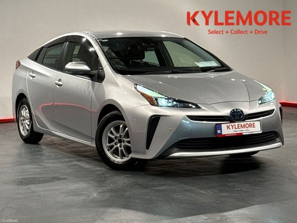 Toyota Prius Hatchback, Petrol Hybrid, 2021, Silver
