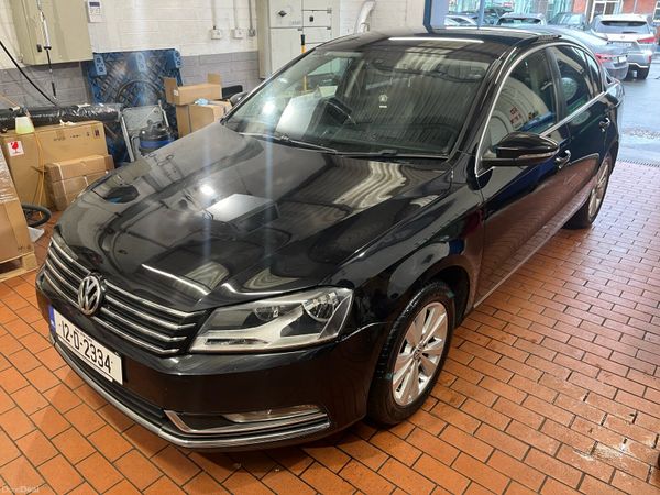 Volkswagen Passat Saloon, Diesel, 2012, Black