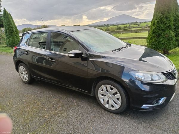 Nissan Pulsar Hatchback, Diesel, 2014, Black