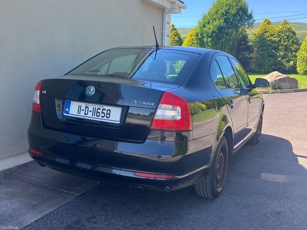 Skoda Octavia Saloon, Diesel, 2011, Black