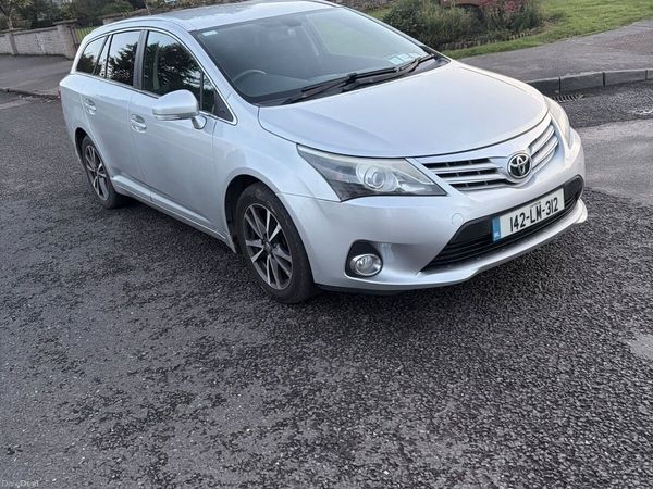 Toyota Avensis Estate, Diesel, 2014, Silver