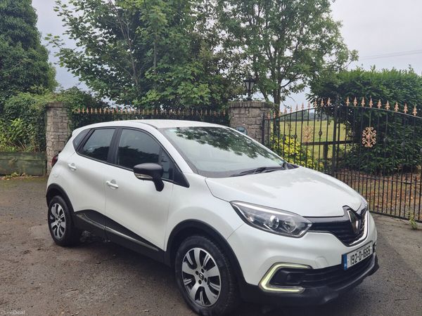 Renault Captur Hatchback, Diesel, 2019, White