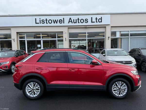 Volkswagen T-Roc SUV, Petrol, 2023, Red
