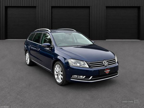 Volkswagen Passat , Petrol, 2014, Blue