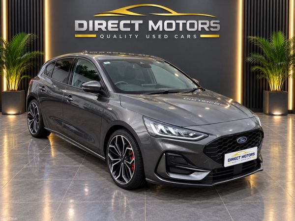 Ford Focus Hatchback, Petrol, 2024, Grey