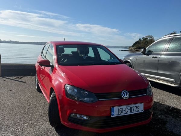 Volkswagen Polo Hatchback, Petrol, 2016, Red