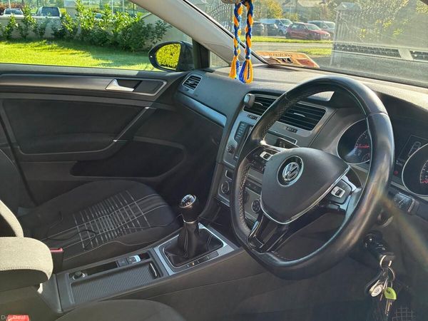 Volkswagen Golf Hatchback, Petrol, 2016, Black