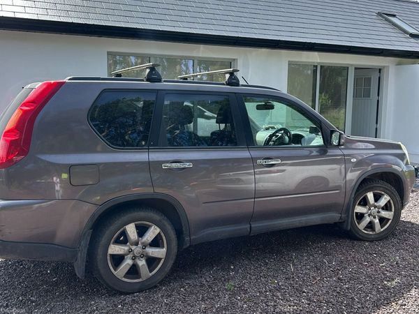 Nissan X-Trail SUV, Diesel, 2008, Purple