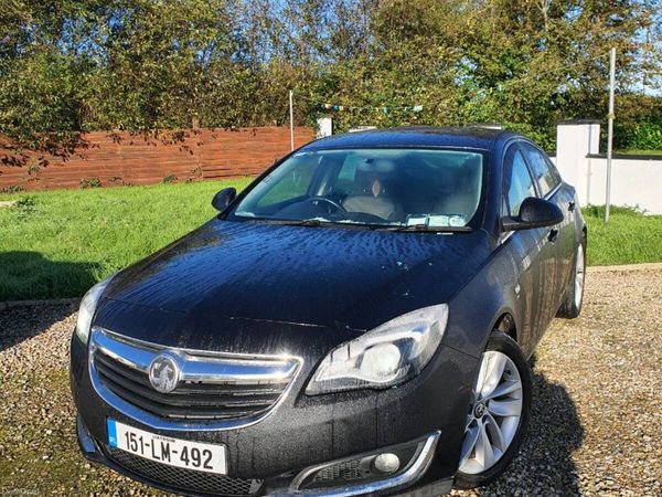 Vauxhall Insignia Hatchback, Diesel, 2015, Black