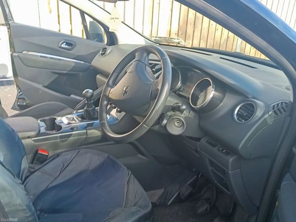 Peugeot 3008 Hatchback, Diesel, 2013, Black