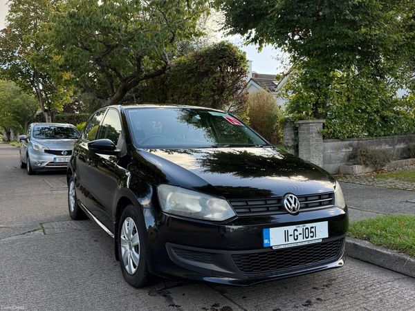 Volkswagen Polo Hatchback, Petrol, 2011, Black