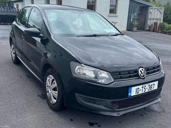 Volkswagen Polo Hatchback, Petrol, 2010, Black