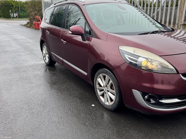 Renault Grand Scenic MPV, Diesel, 2013, Red