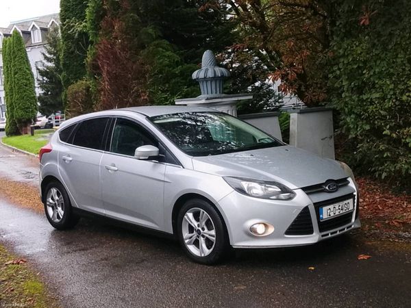 Ford Focus Hatchback, Diesel, 2012, Silver
