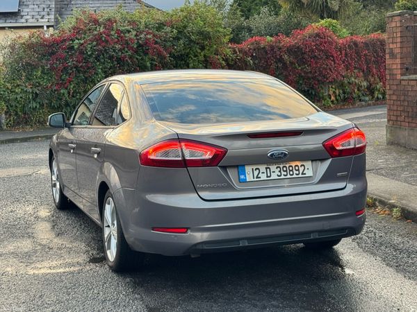 Ford Mondeo Saloon, Diesel, 2012, Brown