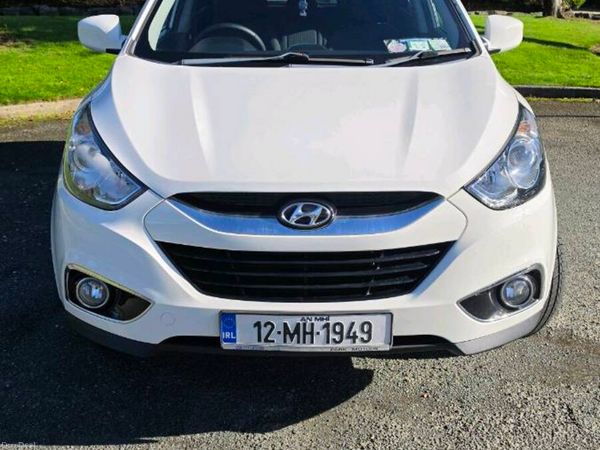 Hyundai ix35 SUV, Diesel, 2012, White