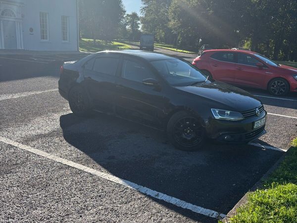Volkswagen Jetta Saloon, Diesel, 2013, Black
