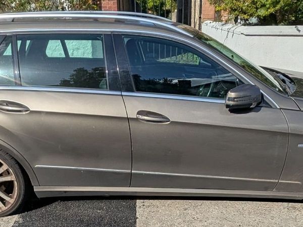 Mercedes-Benz E-Class Estate, Diesel, 2011, Grey