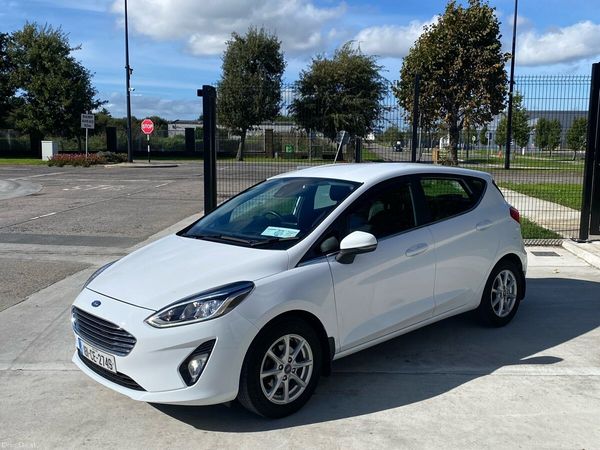 Ford Fiesta Hatchback, Petrol, 2018, White