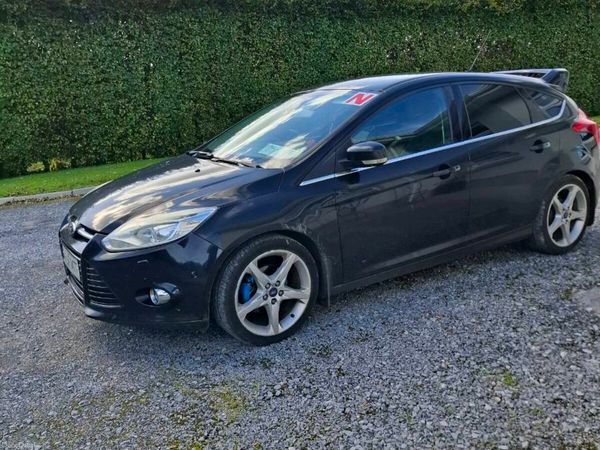 Ford Focus Hatchback, Diesel, 2012, Black