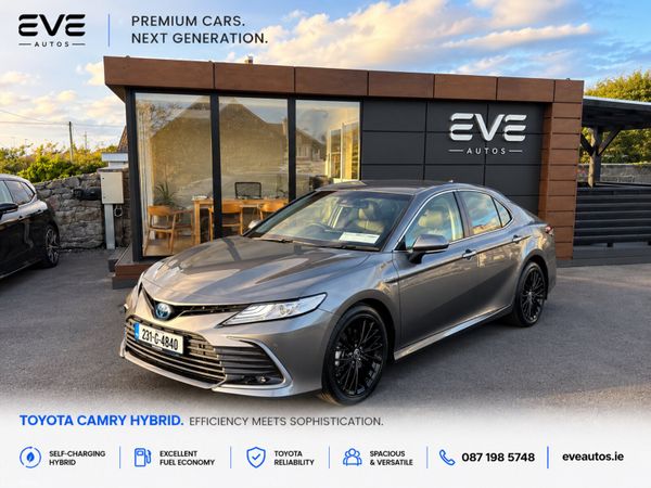 Toyota Camry Saloon, Petrol Hybrid, 2023, Grey