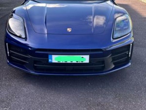 Porsche Panamera Hatchback, Petrol Plug-in Hybrid, 2024, Blue