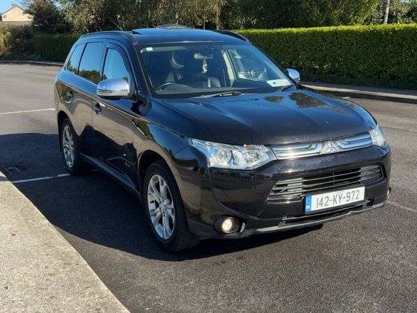 Mitsubishi Outlander SUV, Diesel, 2014, Black
