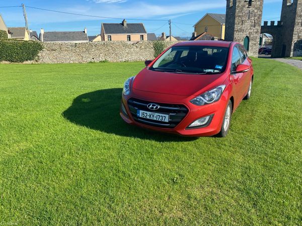 Hyundai i30 Hatchback, Diesel, 2015, Red