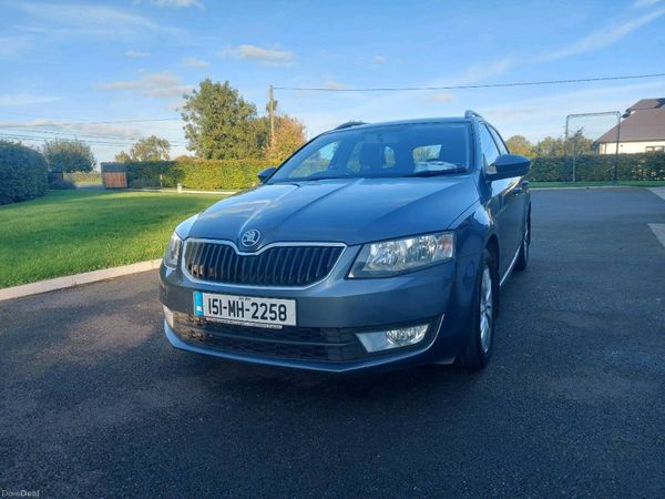 Skoda Octavia Estate, Diesel, 2015, Grey