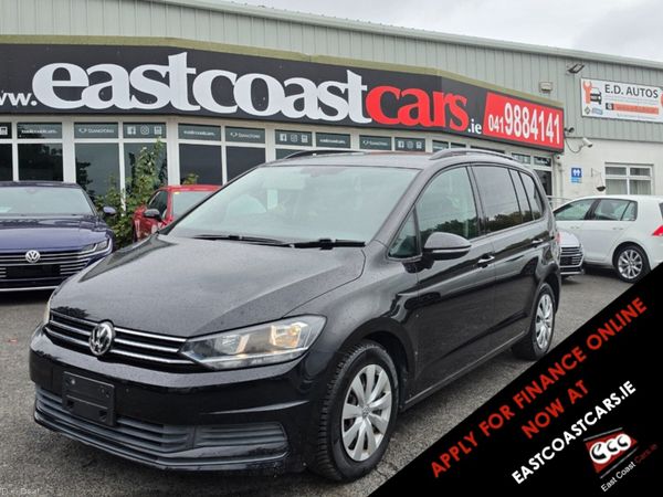 Volkswagen Touran MPV, Petrol, 2017, Black
