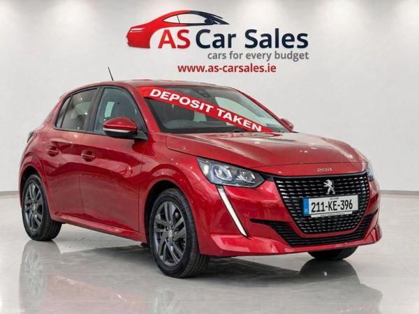 Peugeot 208 Hatchback, Petrol, 2021, Red