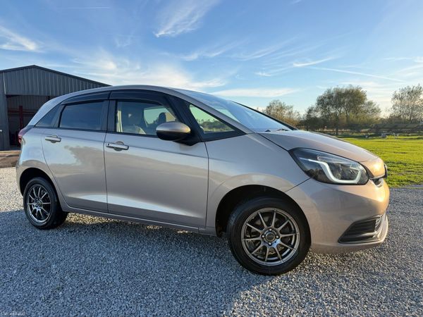 Honda Fit Hatchback, Petrol Hybrid, 2023, Bronze