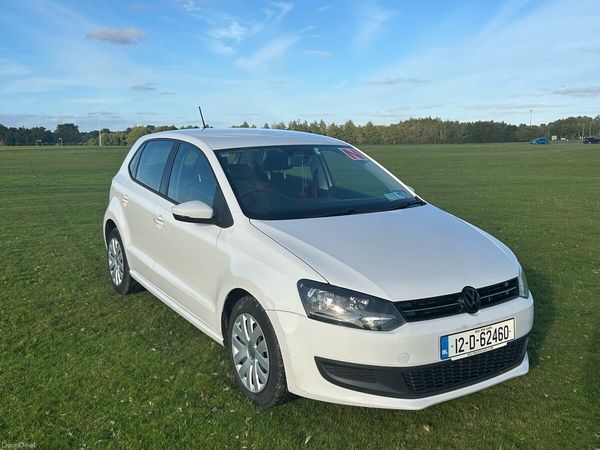 Volkswagen Polo Hatchback, Petrol, 2012, White
