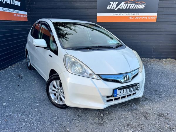 Honda Fit Hatchback, Petrol Hybrid, 2012, White