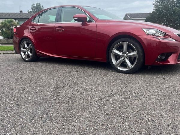 Lexus IS Saloon, Petrol Hybrid, 2016, Red