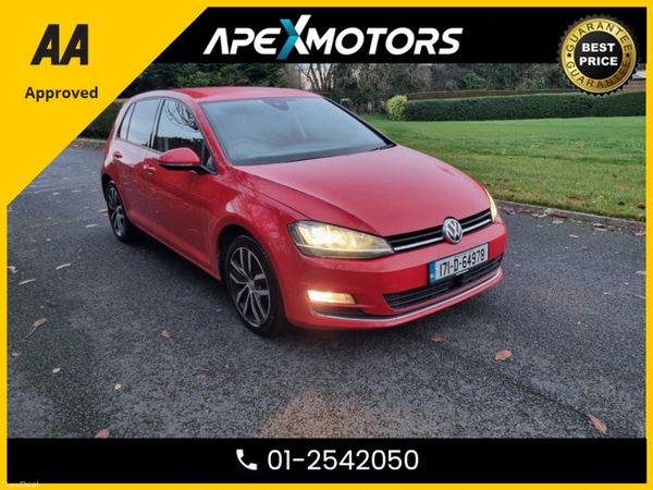 Volkswagen Golf Hatchback, Petrol, 2017, Red