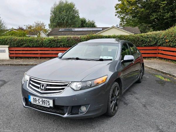 Honda Accord Saloon, Diesel, 2009, Silver