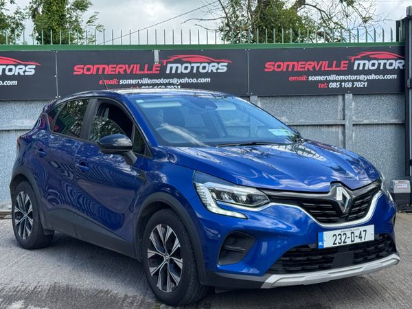 Renault Captur Hatchback, Petrol, 2023, Blue