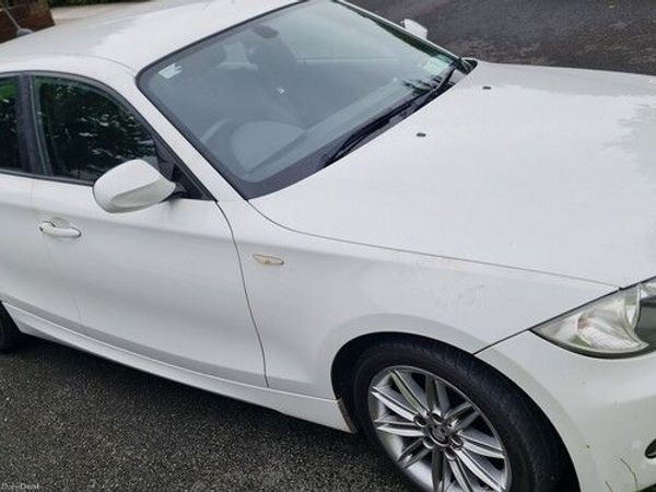 BMW 1-Series Hatchback, Petrol, 2010, White