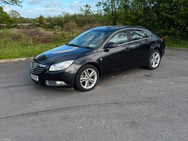 Vauxhall Insignia Hatchback, Diesel, 2010, Black