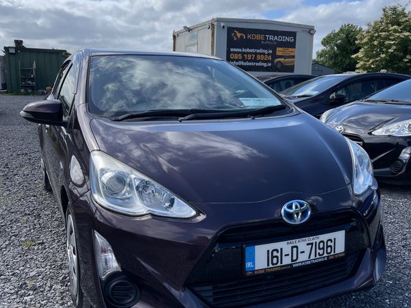 Toyota Aqua Hatchback, Petrol Hybrid, 2016, Red