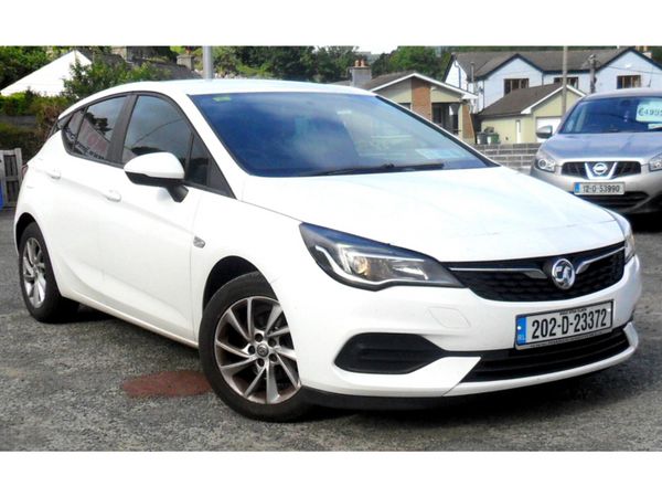 Opel Astra Hatchback, Petrol, 2020, White