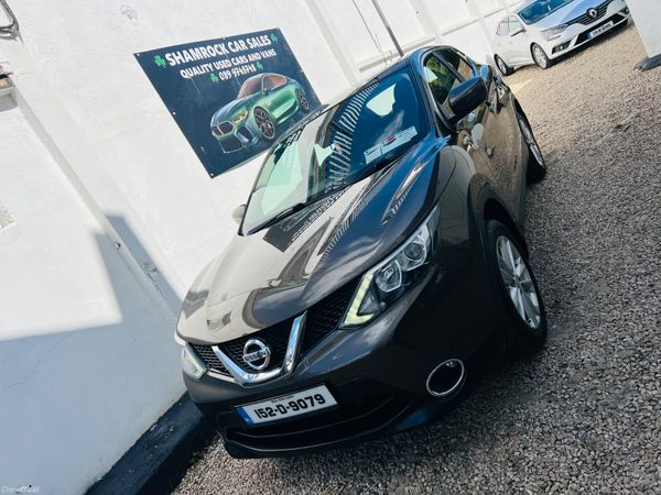 Nissan Qashqai Hatchback, Diesel, 2015, Brown