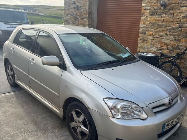 Toyota Corolla Hatchback, Petrol, 2005, Silver