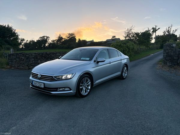Volkswagen Passat Saloon, Diesel, 2018, Grey