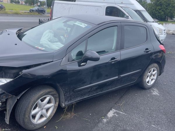 Peugeot 308 Hatchback, Diesel, 2011, Black