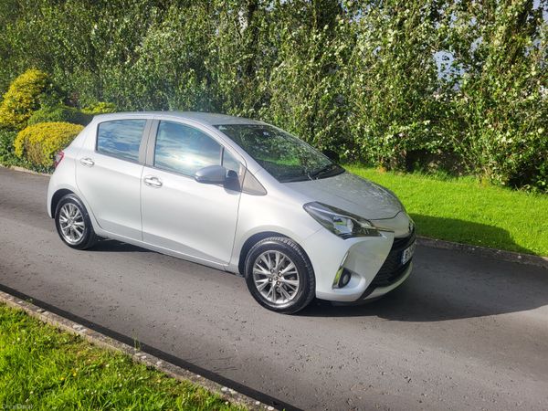 Toyota Yaris MPV, Petrol, 2018, Grey