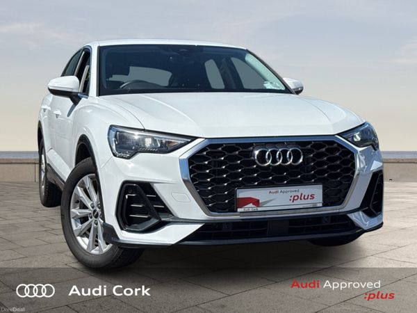 Audi Q3 SUV, Petrol, 2024, White