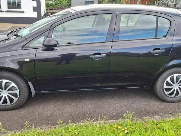 Opel Corsa Hatchback, Petrol, 2010, Black